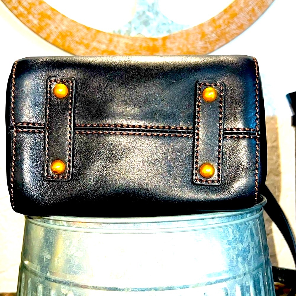 ❣️NWT Dooney & Bourke Mini Hattie Crossbody Bag - Picture 7 of 14